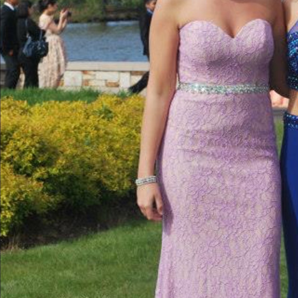 Lilac Lace w/ embellished belt Prom Dress!